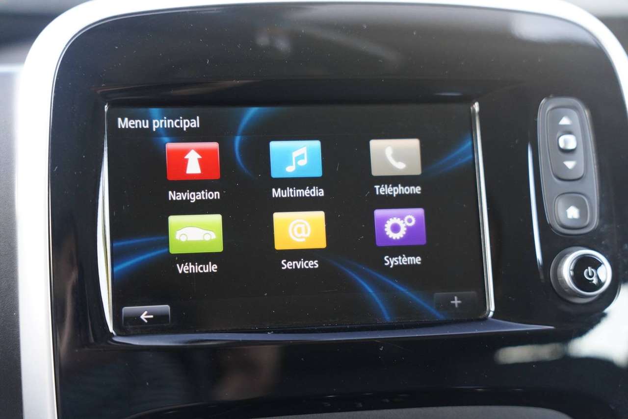 Renault Trafic 2.0 dCi 29 6 plaatsen lichte vracht — foto 23 van 25