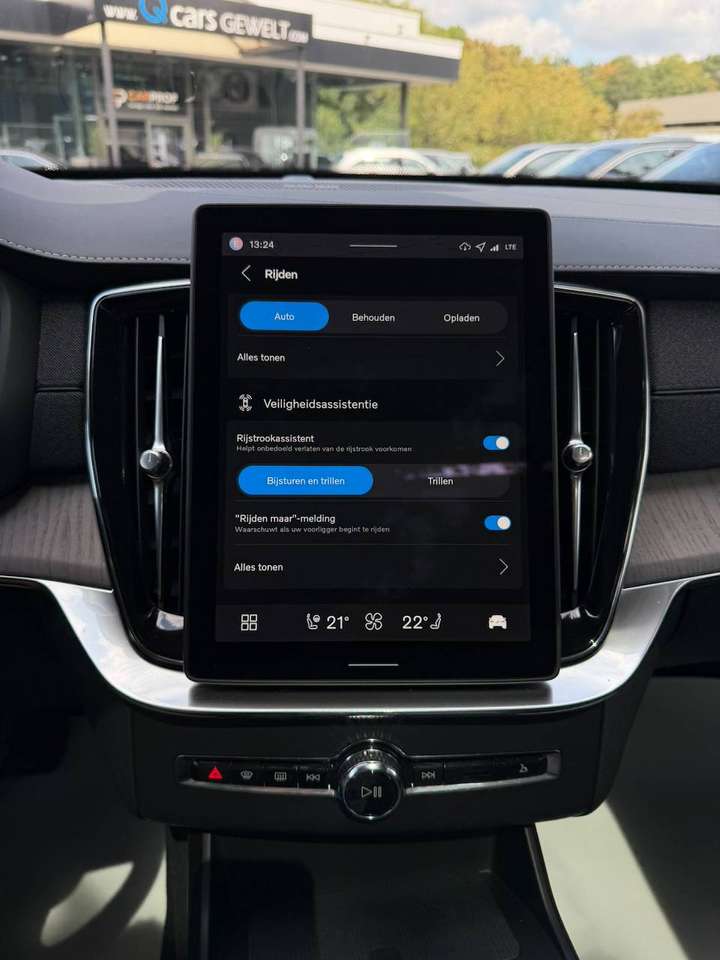 Volvo XC90 T8 ULTRA DARK MASSAGE GEKOELDE ZETELS PANO HARMAN KARDON — foto 18 van 22