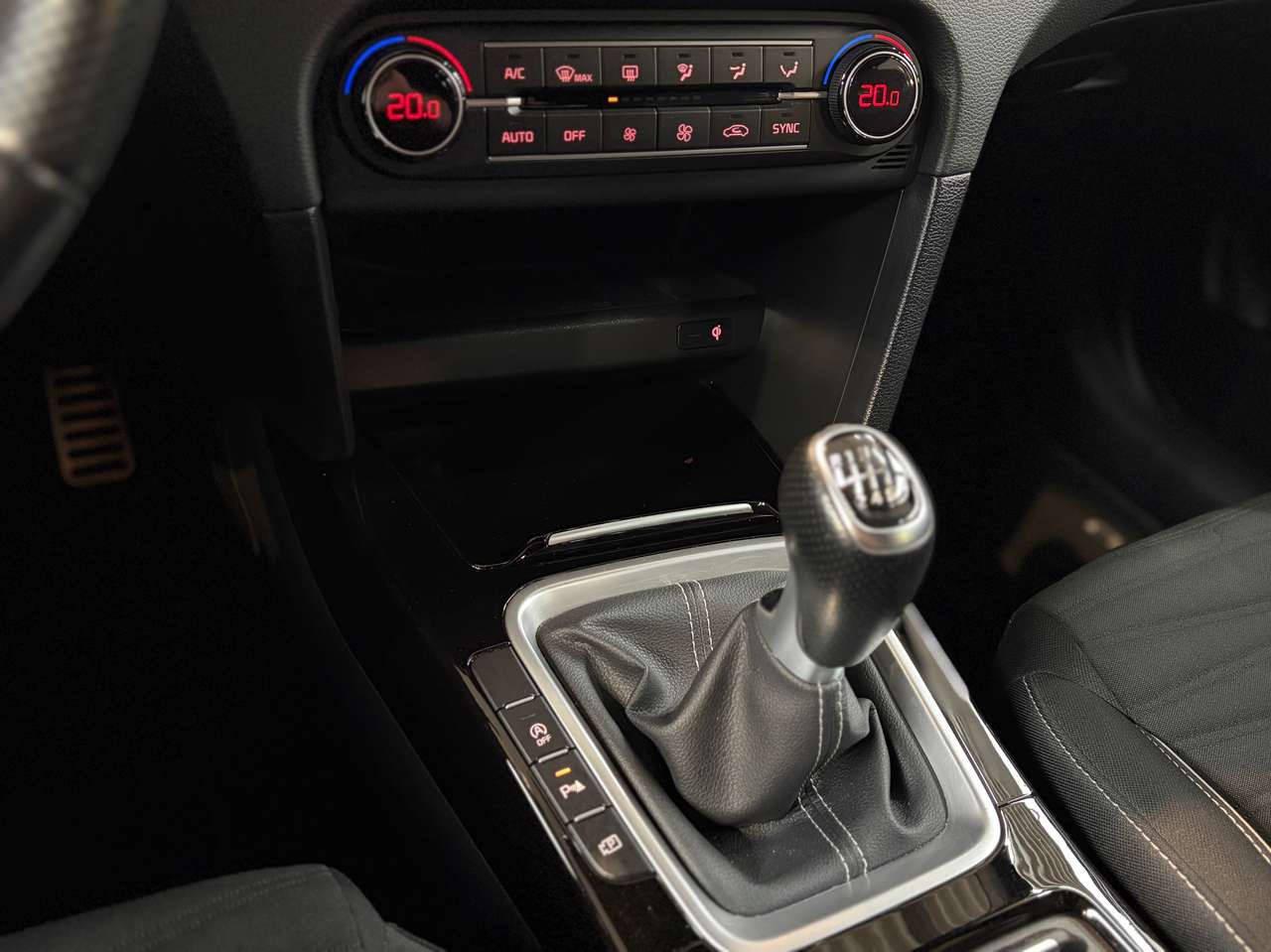 Kia ProCeed / pro_cee'd 1.0 T-GDi GT-Line ISG — foto 12 van 23