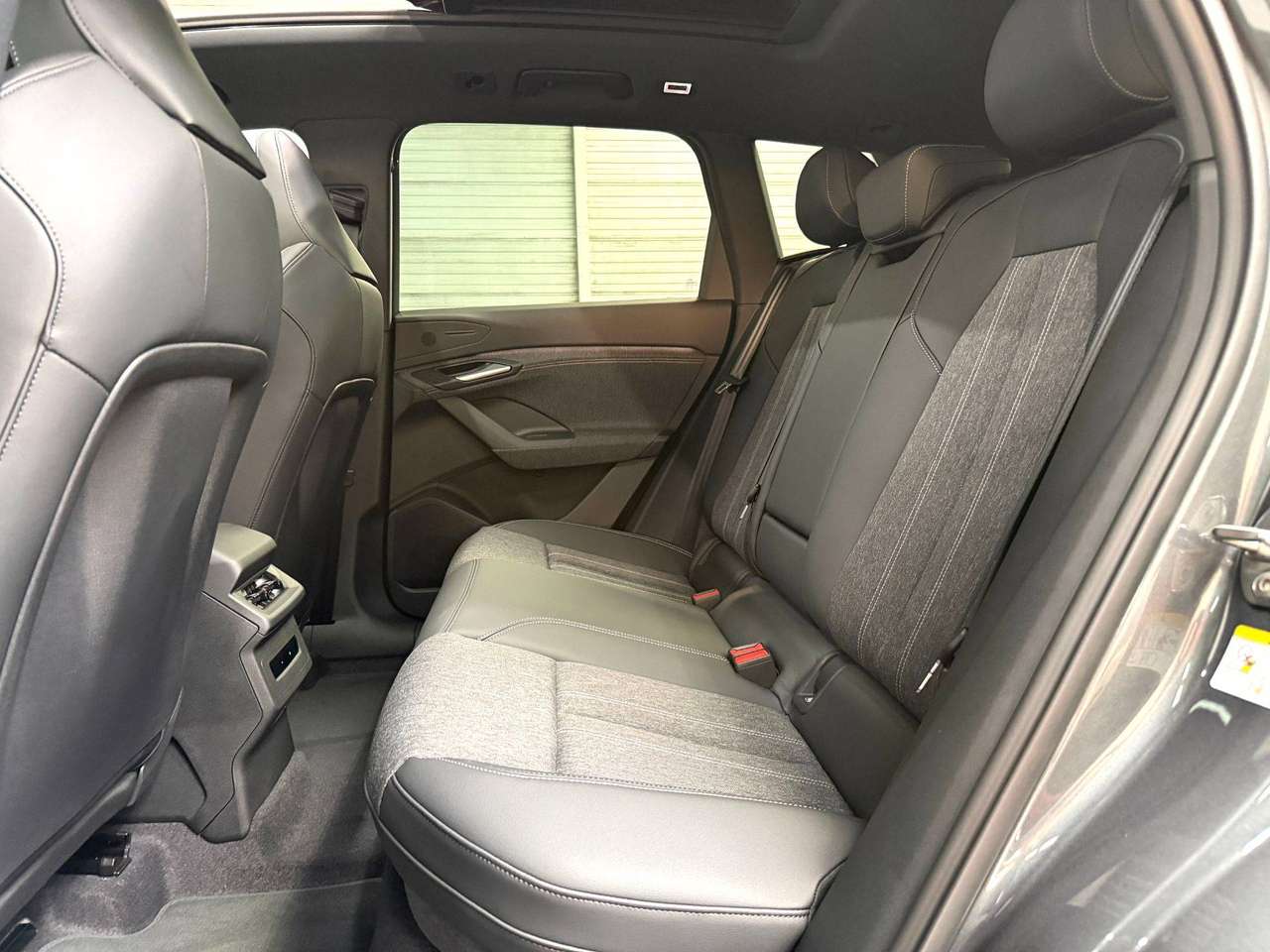 Audi Q6 e-tron Q6 e-Tron 100kWh Performance S-Line Edition PANO*TREKHAAK*360CAMERA*CARPLAY*MATRIXLED — foto 13 van 25
