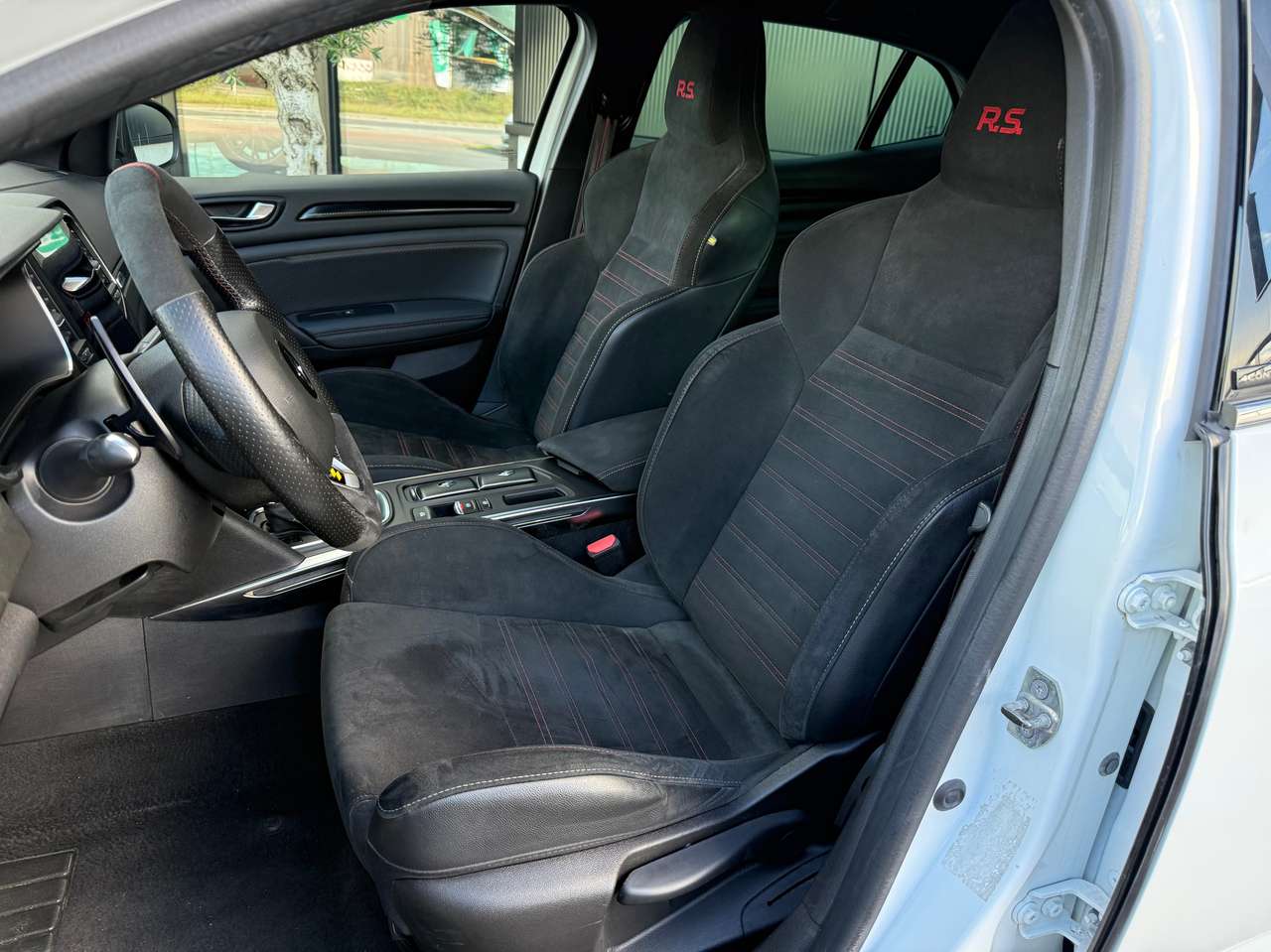 Renault Megane 1.8 TCe R.S. 300 Ultimate EDC — foto 12 van 22