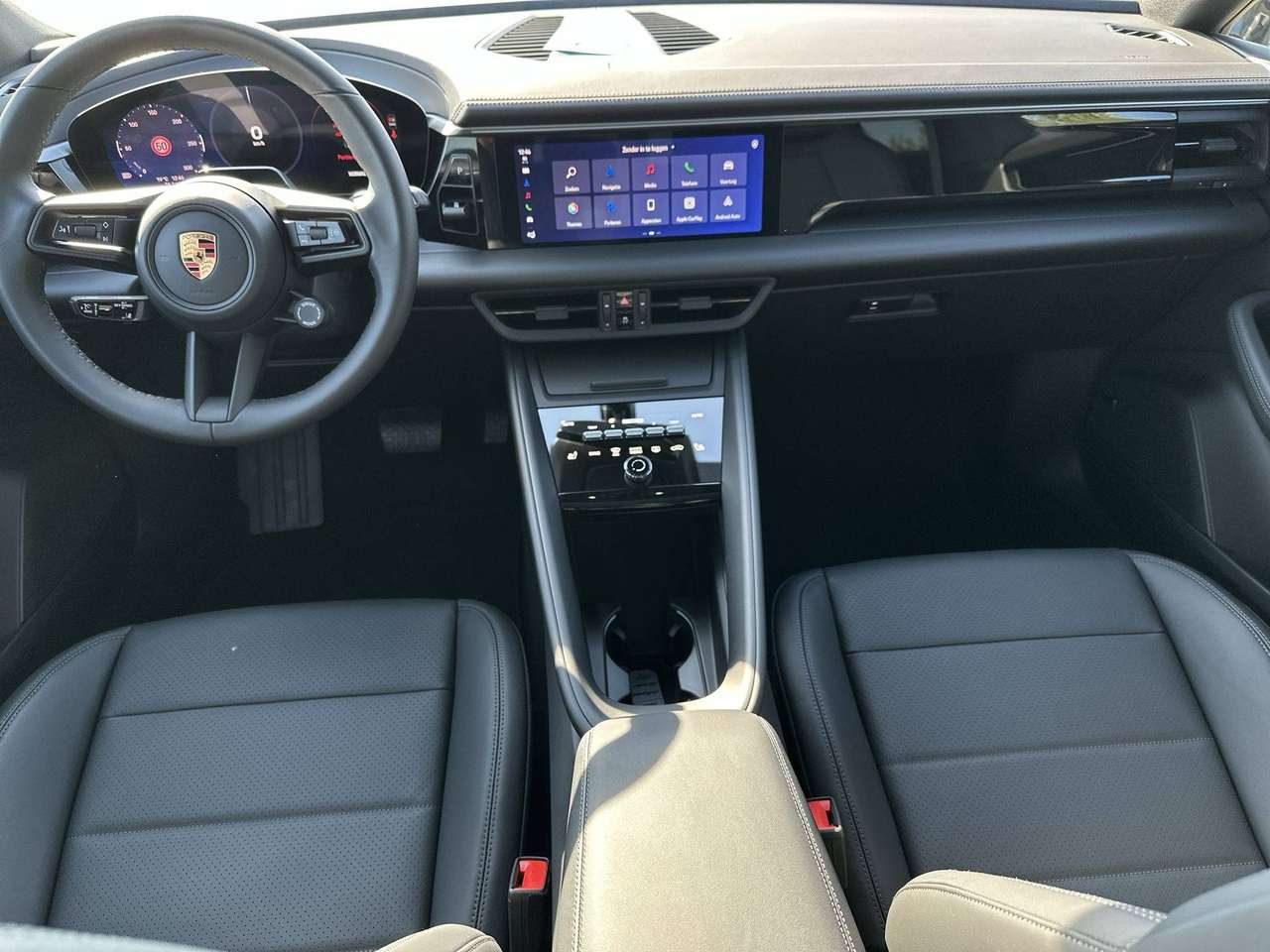 Porsche Macan ELECTRIC  Pano Dak Lederpakket 21" Bose — foto 10 van 19
