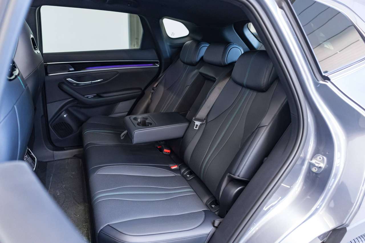 BYD Seal U ONMIDDELIJK LEVERBAAR! | COMFORT | LONG RANGE |128KM BEREIK | pHEV | PANO | ACC | LA | — foto 18 van 25