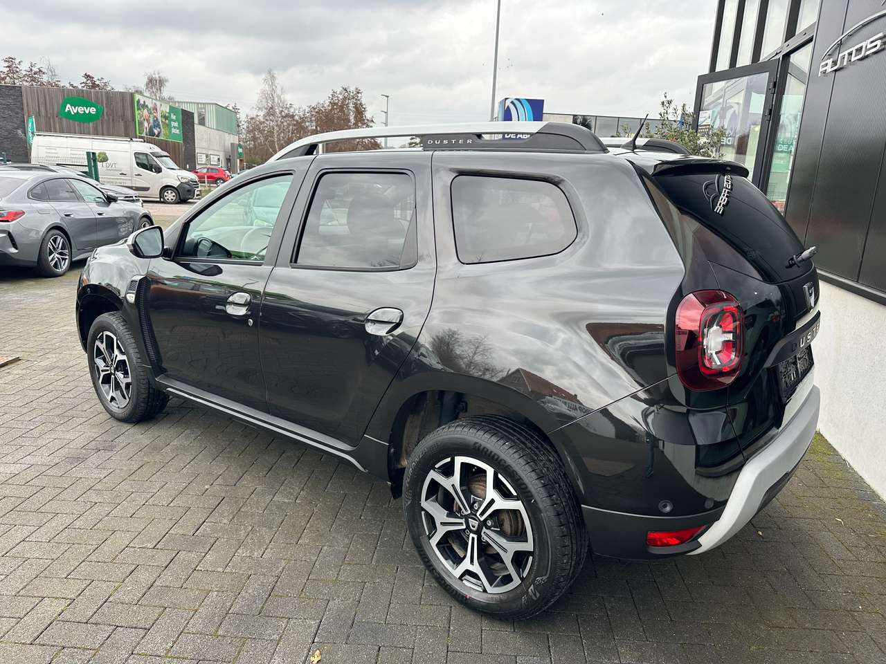 Dacia Duster 1.0 TCe De Luxe GPS Camera 32000km — foto 5 van 14