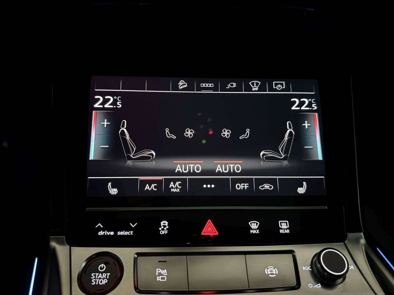 Audi SQ8 e-tron SOLD BIJ GARAGE VRIENS YVES BV!!!! — foto 4 van 25