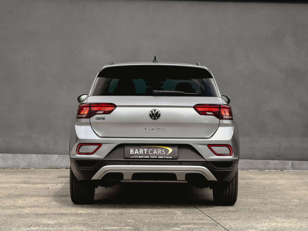 Volkswagen T-Roc T-Roc 1.5 TSI AUTOMAAT MET ZEER VEEL OPTIES — foto 4 van 25