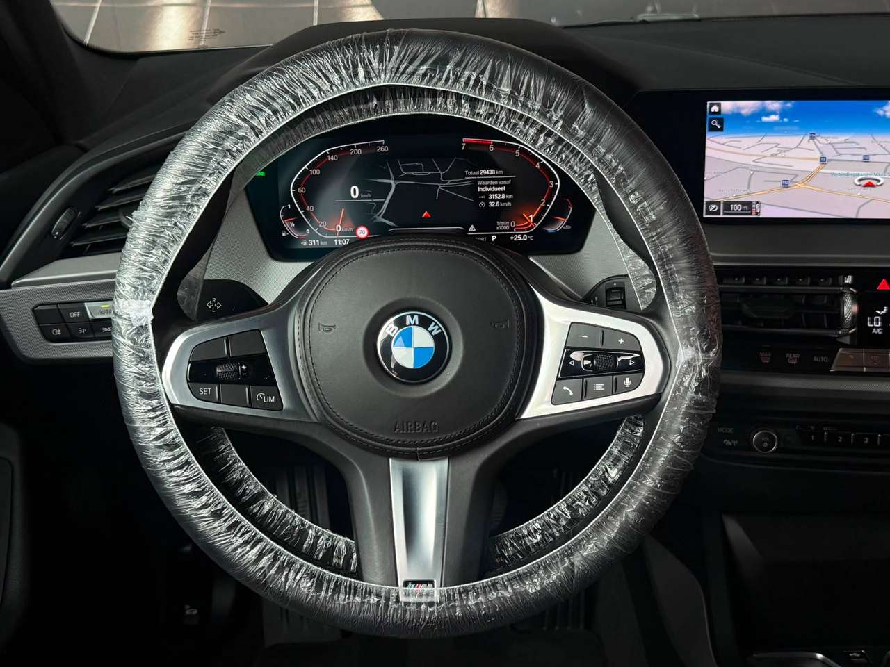 BMW 118 118iA Sportline automaat — foto 8 van 25