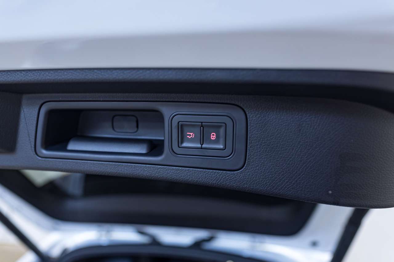 BYD Seal U ONMIDDELIJK LEVERBAAR!|BYD Seal U BOOST | pHEV | PANO | ACC | LA | 360° | — foto 13 van 25