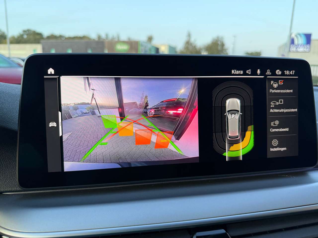 BMW 518 dA Break Sport Pack Automaat GPS Led Camera — foto 13 van 19