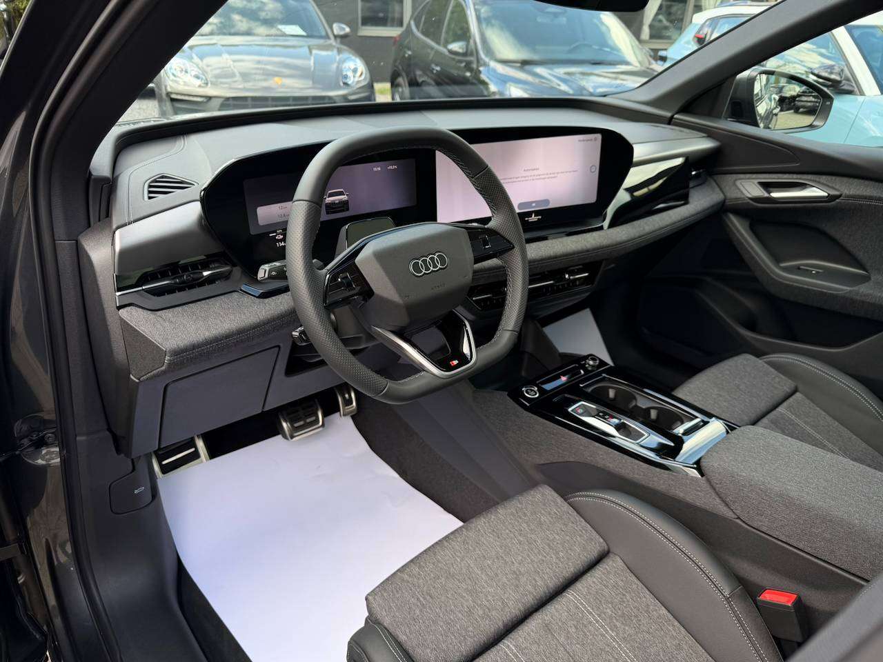 Audi Q6 e-tron 100 kWh PERFORMANCE S LINE EDITION TREKHAAK PANORAMA 360° CAM MEMORY SEATS — foto 4 van 15