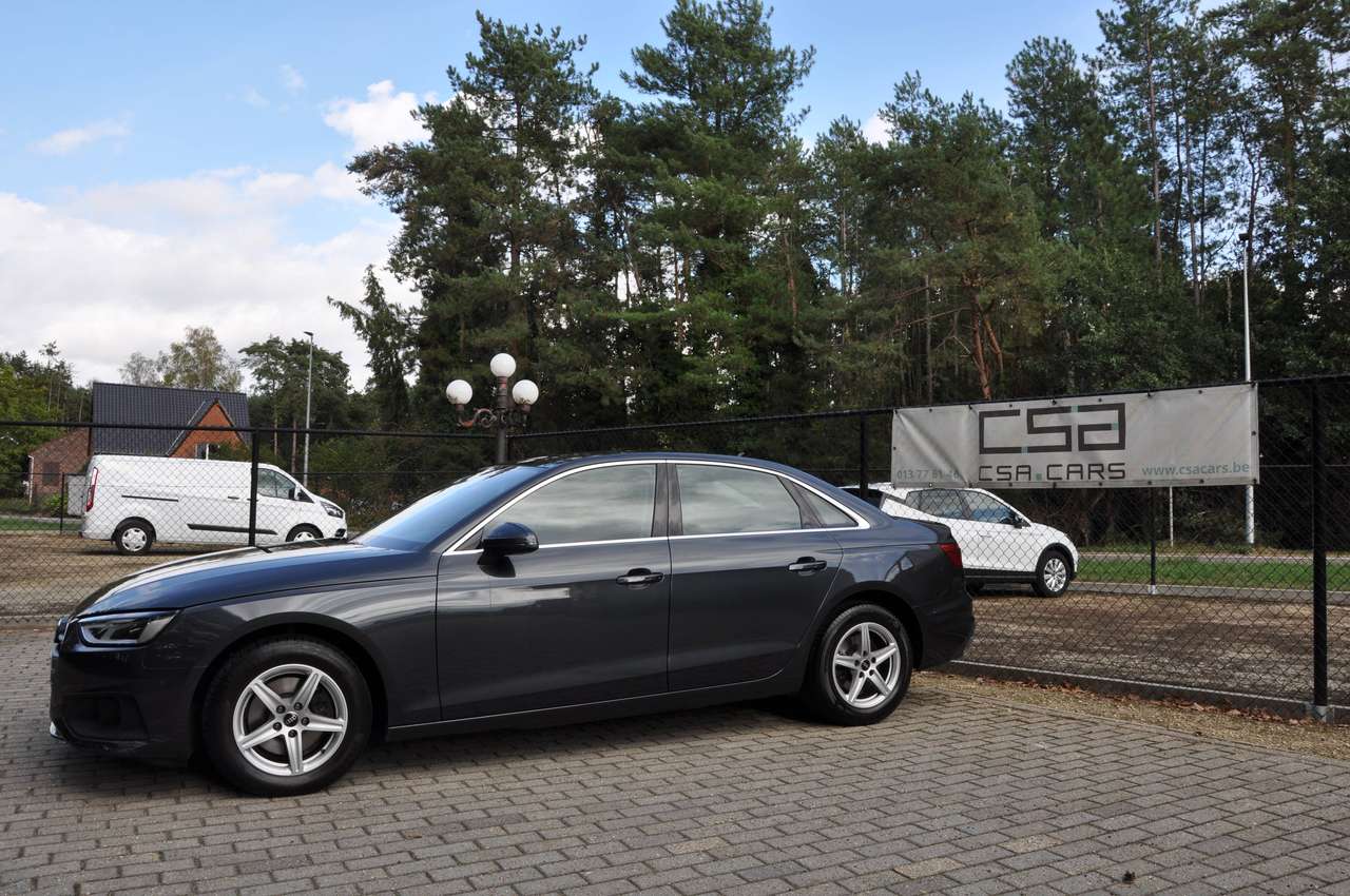 Audi A4 35 TFSI Business Edition "Attraction" S-tronic "Automaat" Benzine mild hybride — foto 2 van 15