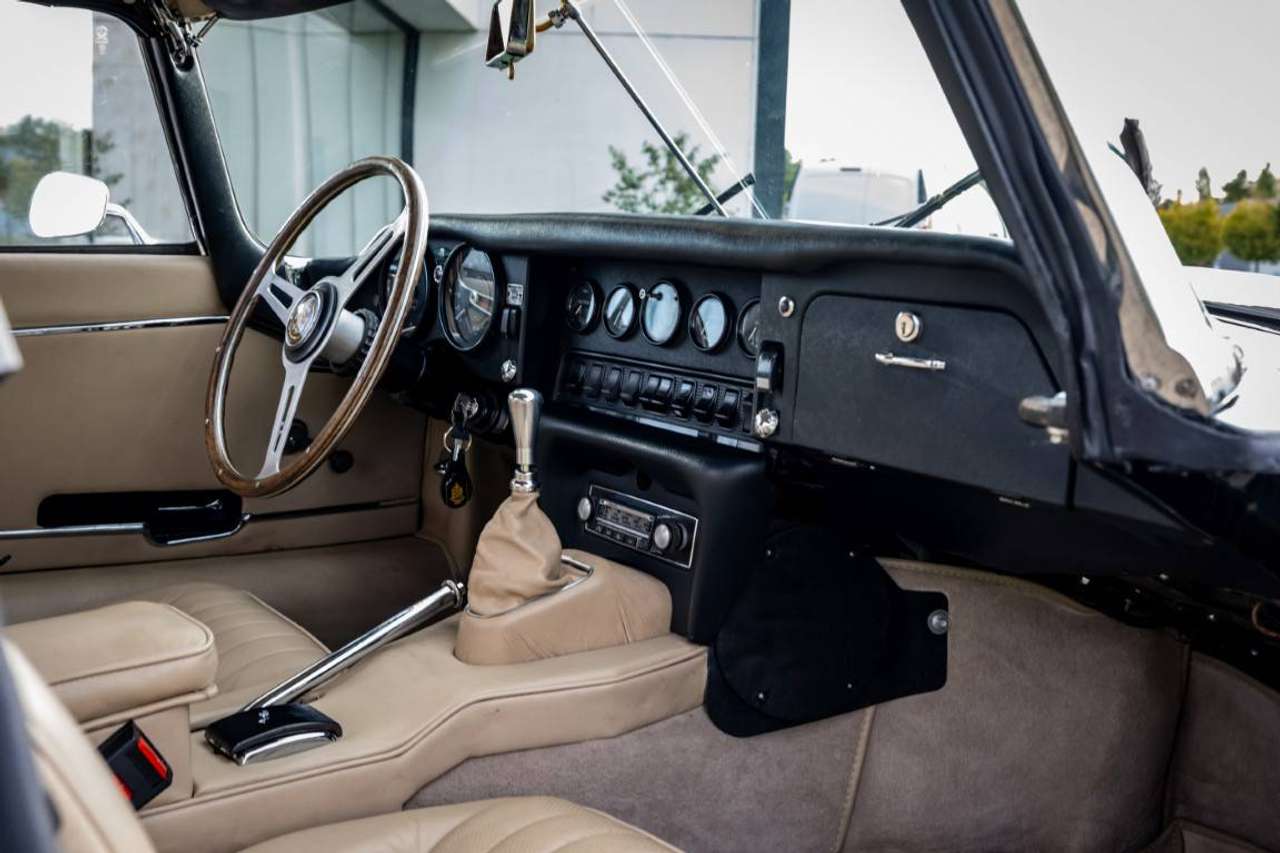Jaguar E-Type 4.2 Cabrio — foto 21 van 25