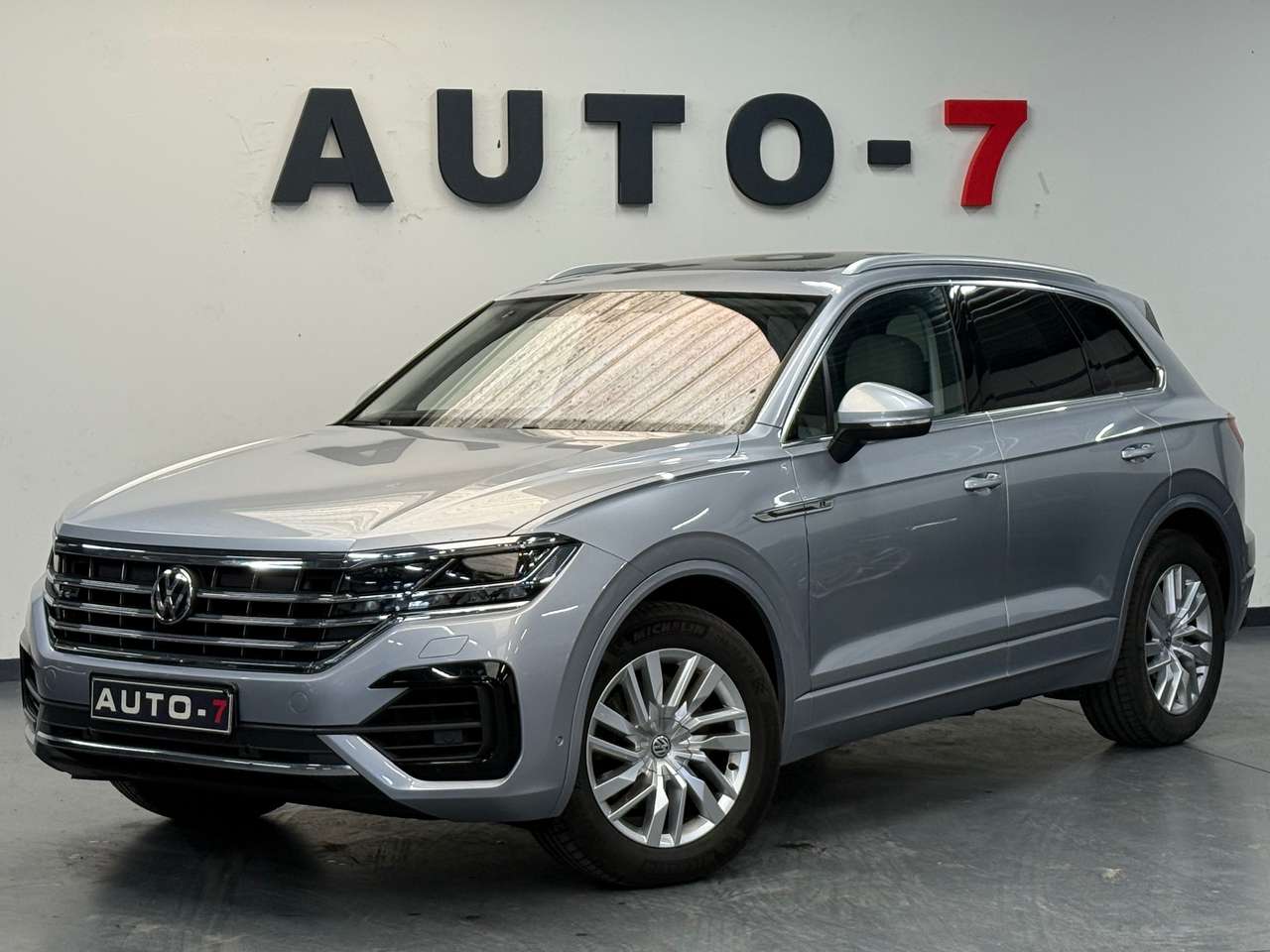 Volkswagen Touareg 3.0 TDi V6 SCR 4Mo R-Line 2020!