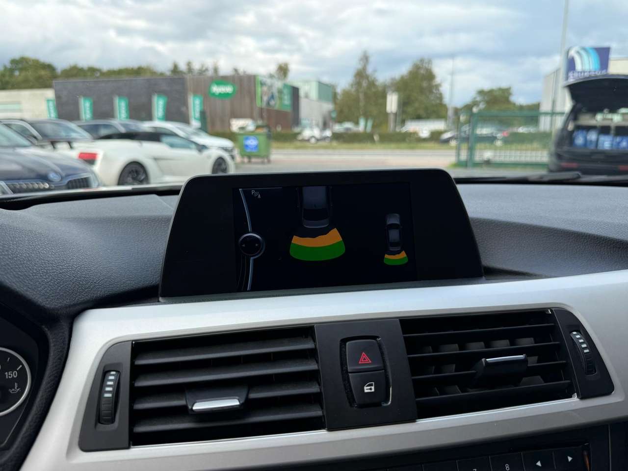 BMW 316 d  GPS  1 er prop 109000km Carpass !! — foto 12 van 18