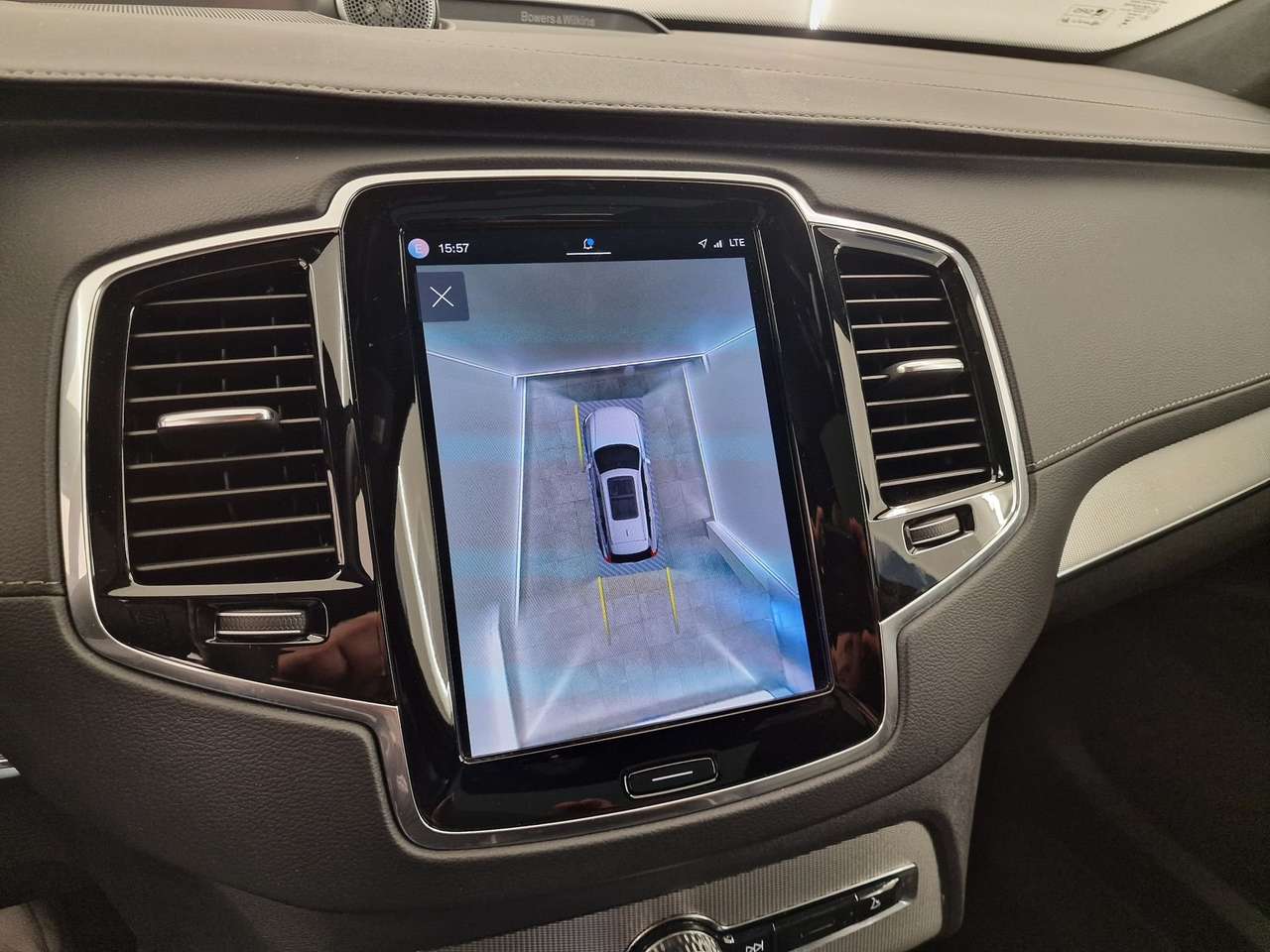 Volvo XC90 ULTIMATE PHEV 7 ZIT-LUCHTVERING-BOWERS & WILKINS — foto 14 van 20