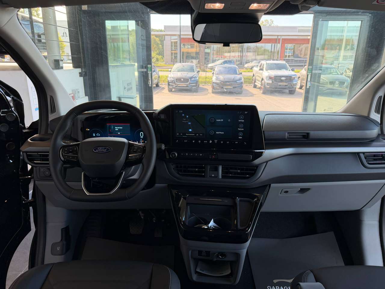 Ford Tourneo Custom TITANIUM X PHEV NIEUW 8ZIT — foto 13 van 21