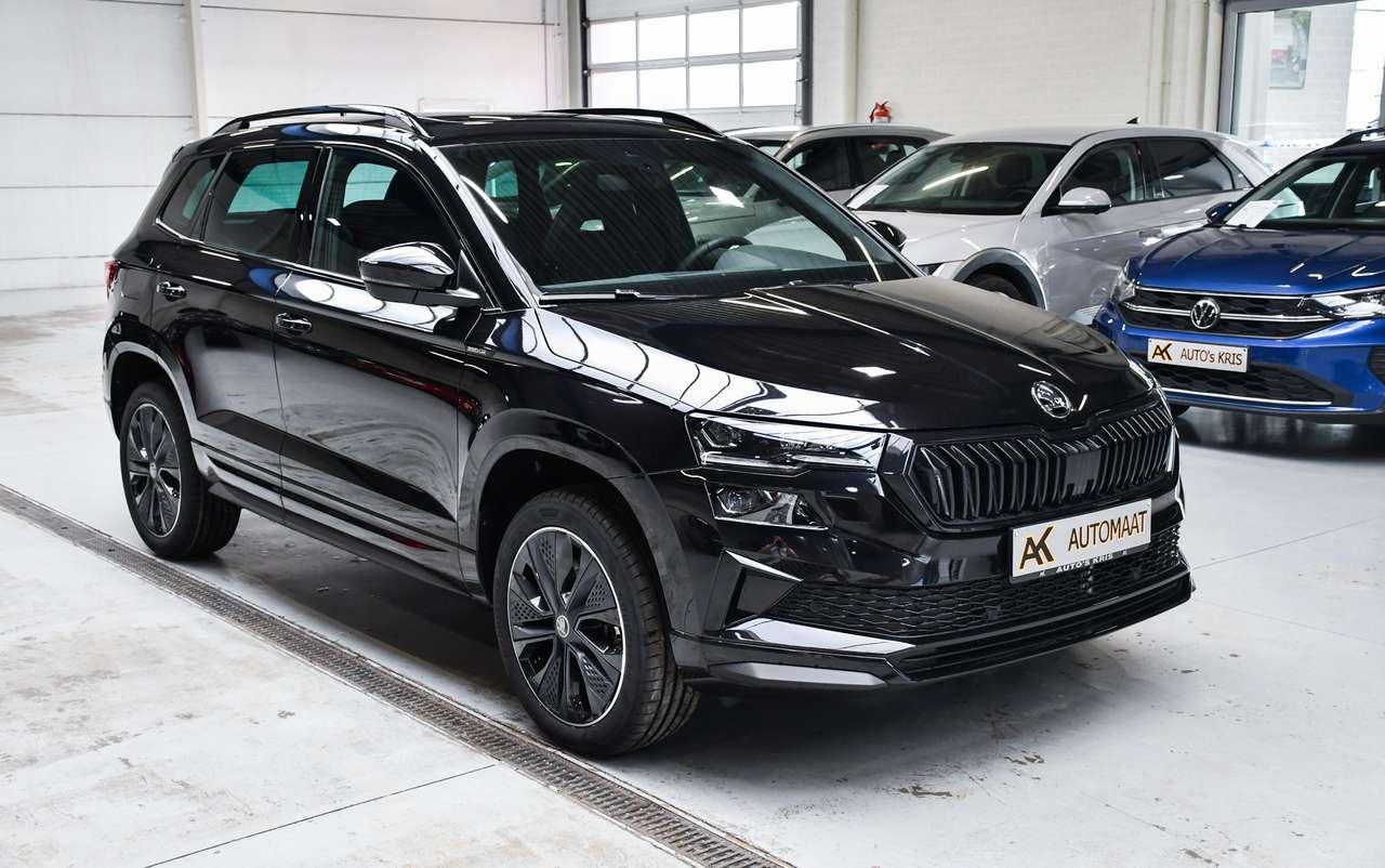 Skoda Karoq Karoq 1.5 TSI ACT Sportline DSG - TREKHAAK / PANO — foto 2 van 21