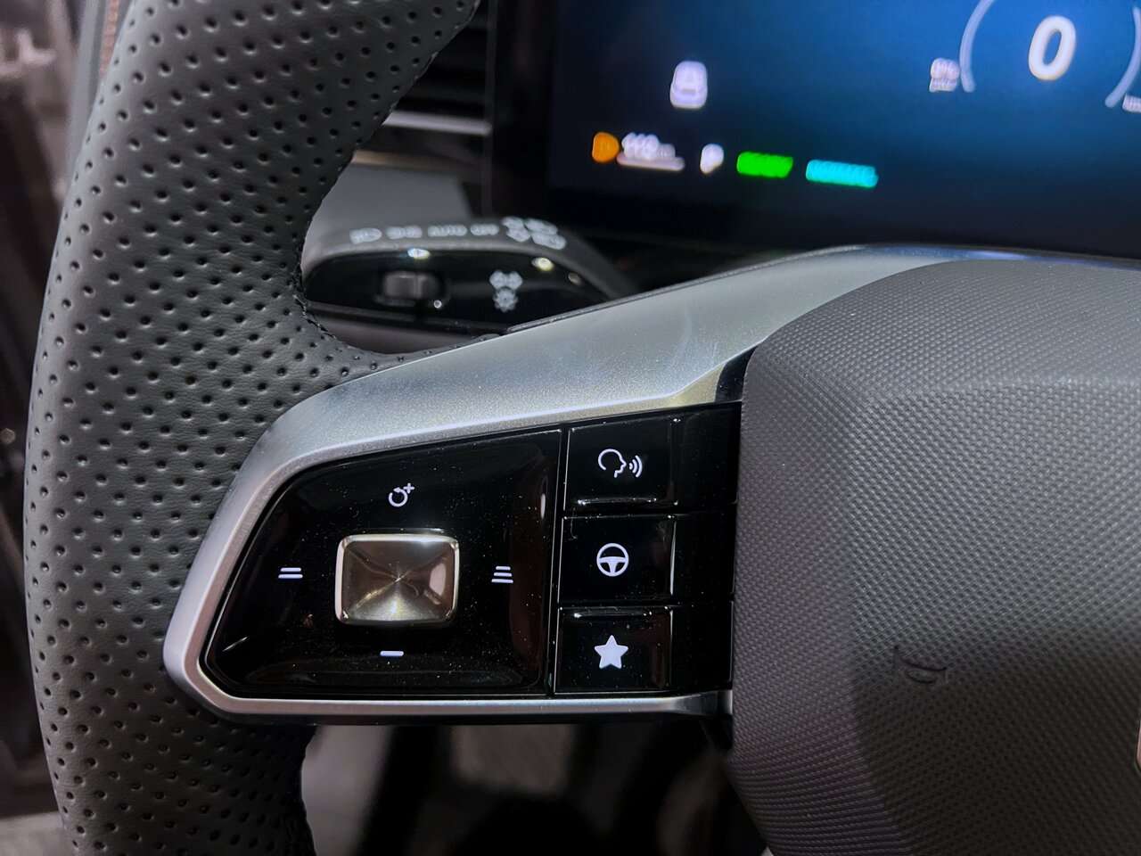 MG HS Hybrid+ 1.5 LEDER/NAVI/LED / 360° — foto 20 van 23