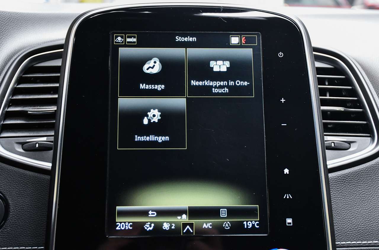 Renault Grand Scenic Grand Scénic 1.33 TCe Intens 7pl - LEDER / PANO / CAMERA / NAVI — foto 12 van 20