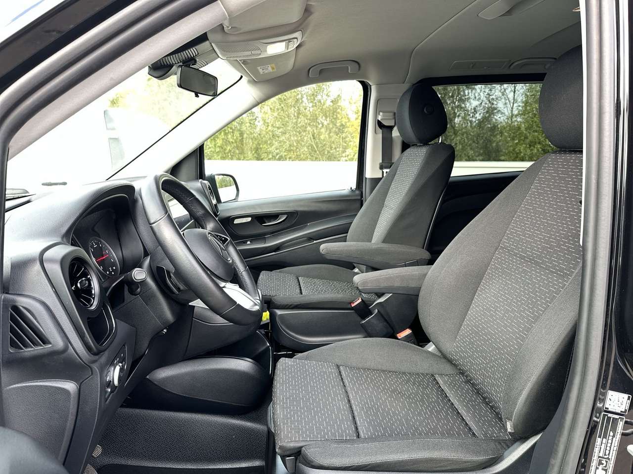 Mercedes-Benz Vito TOURER 116 CDI PRO L NIEUW MODEL/NAVI/TRKH 2500KG — foto 10 van 17