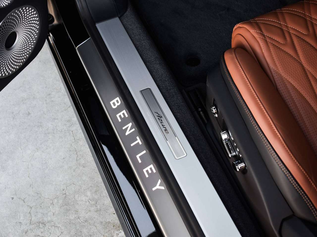 Bentley Continental GT 4.0 V8 PHEV | AZURE SPEC. | 550km/ NIEUW — foto 10 van 25