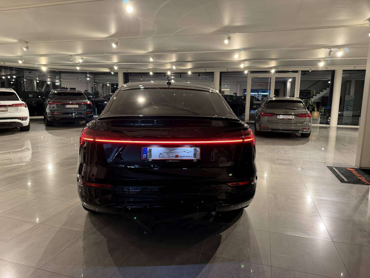 Audi Q8 e-tron SOLD BIJ GARAGE VRIENS YVES BV!!!! — foto 3 van 24