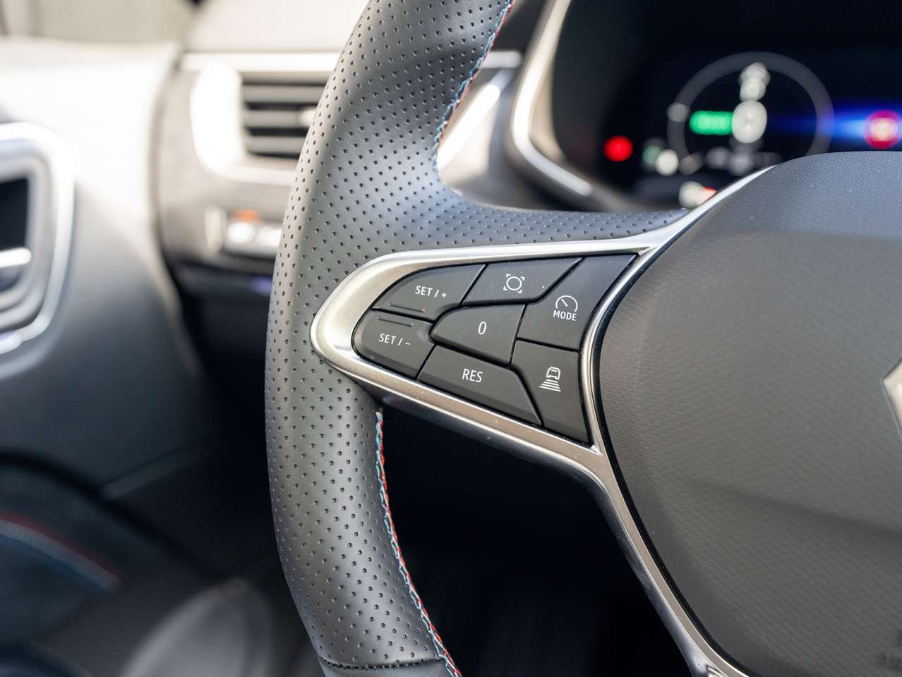 Renault Arkana Arkana E-TECH 1.6i Alpine Edition FULL-OPTION - PANORAMA/CAMERA/ADAP CRUISE CONTROL/KEYLESS/BOSE SOUND SYSTEEM/LED — foto 16 van 24