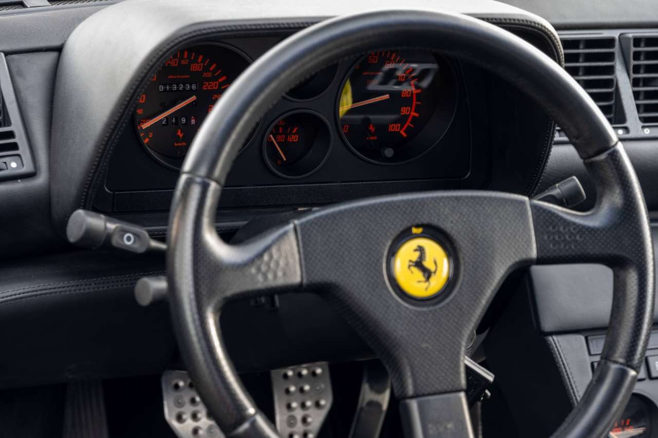 Ferrari 348 GTB pre-production — foto 12 van 18