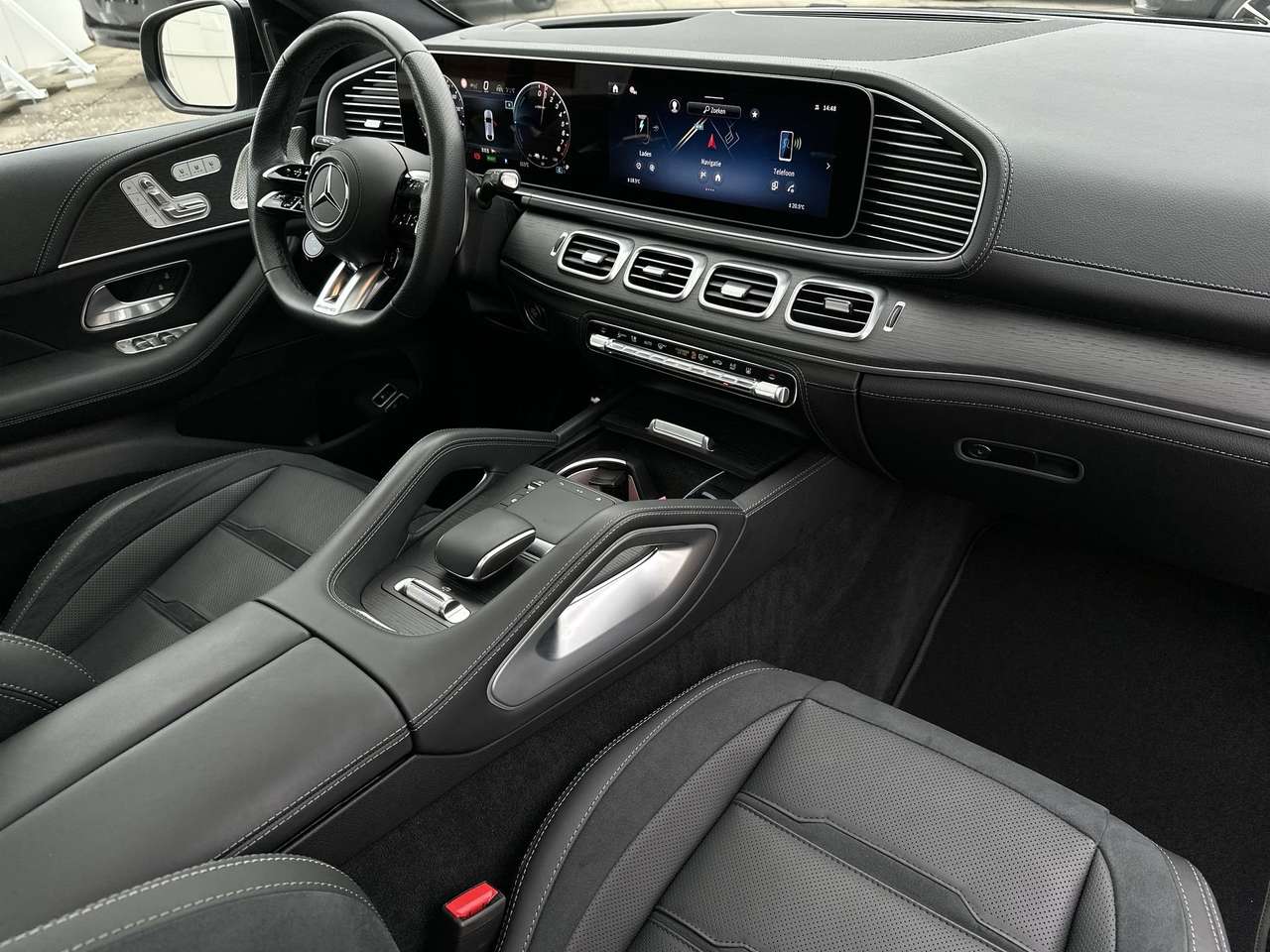 Mercedes-Benz GLE 53 AMG HYBR COUPE 4M/AMG PREM/29gr Co2/22"/TREKH/NIGHTPAK — foto 14 van 23