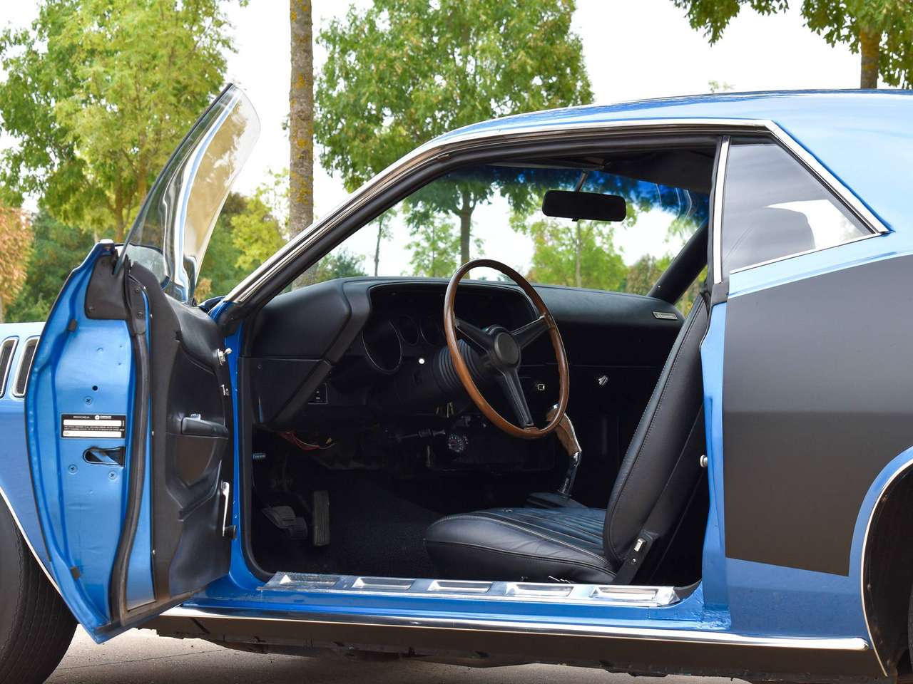 Plymouth Cuda 440-6 / B5 True Blue Metallic / Top Condition — foto 4 van 25