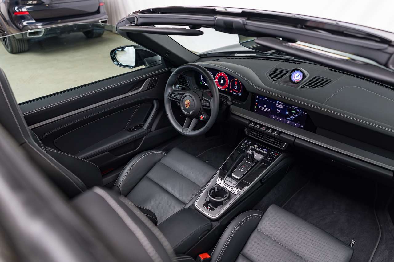 Porsche 992 911 TARGA 4S CABRIO|AWD|KEYLESS|BOSE-SOUND-SYSTEM|AMBIENT-LIGHT|HEATED-SEATS|ACC|LA|GARANTIE| — foto 7 van 25