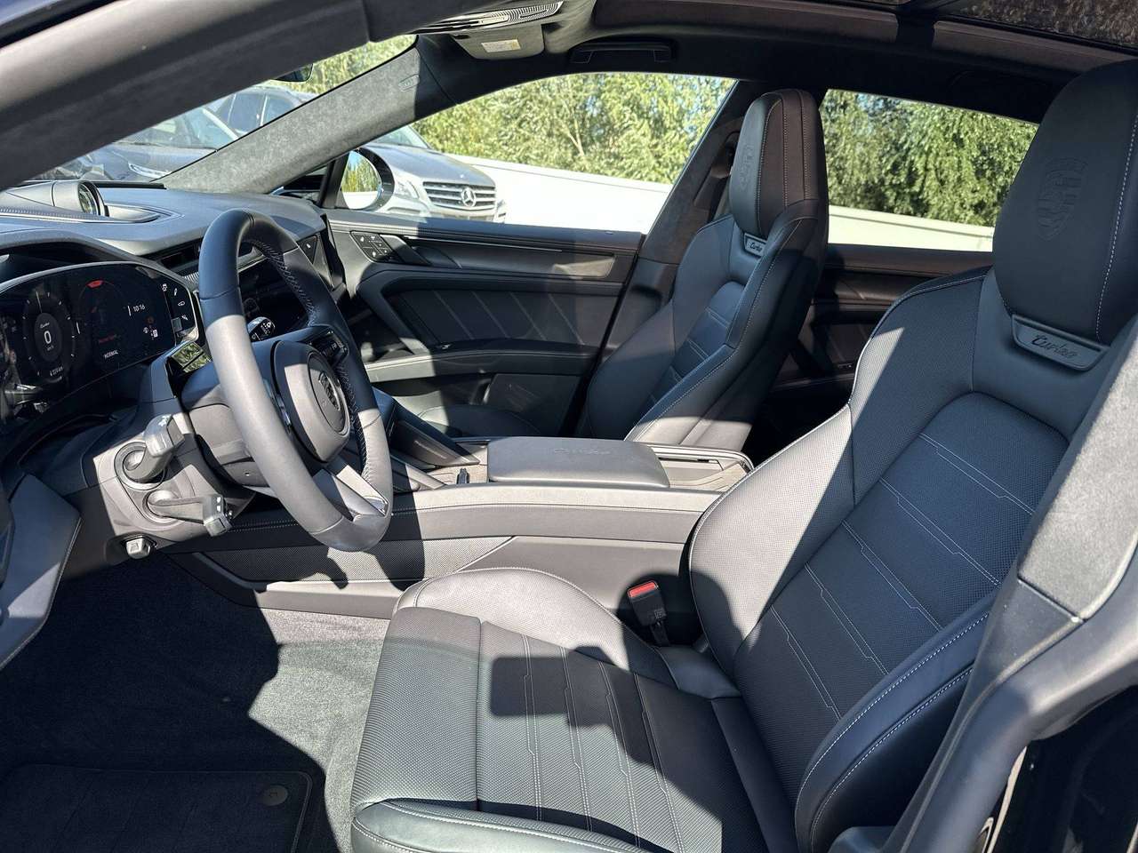 Porsche Cayenne TURBO ELECTRIC 22" Techno Head-UP Active Ride Full Full — foto 14 van 19
