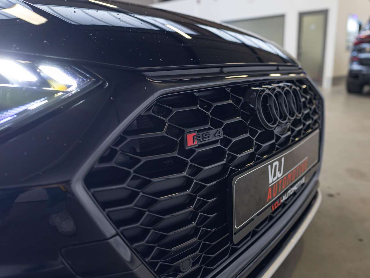Audi RS4 QUATTRO|CERAMIC|CARBON|360°|B&O|PANO|ALCANTARA| — foto 9 van 25