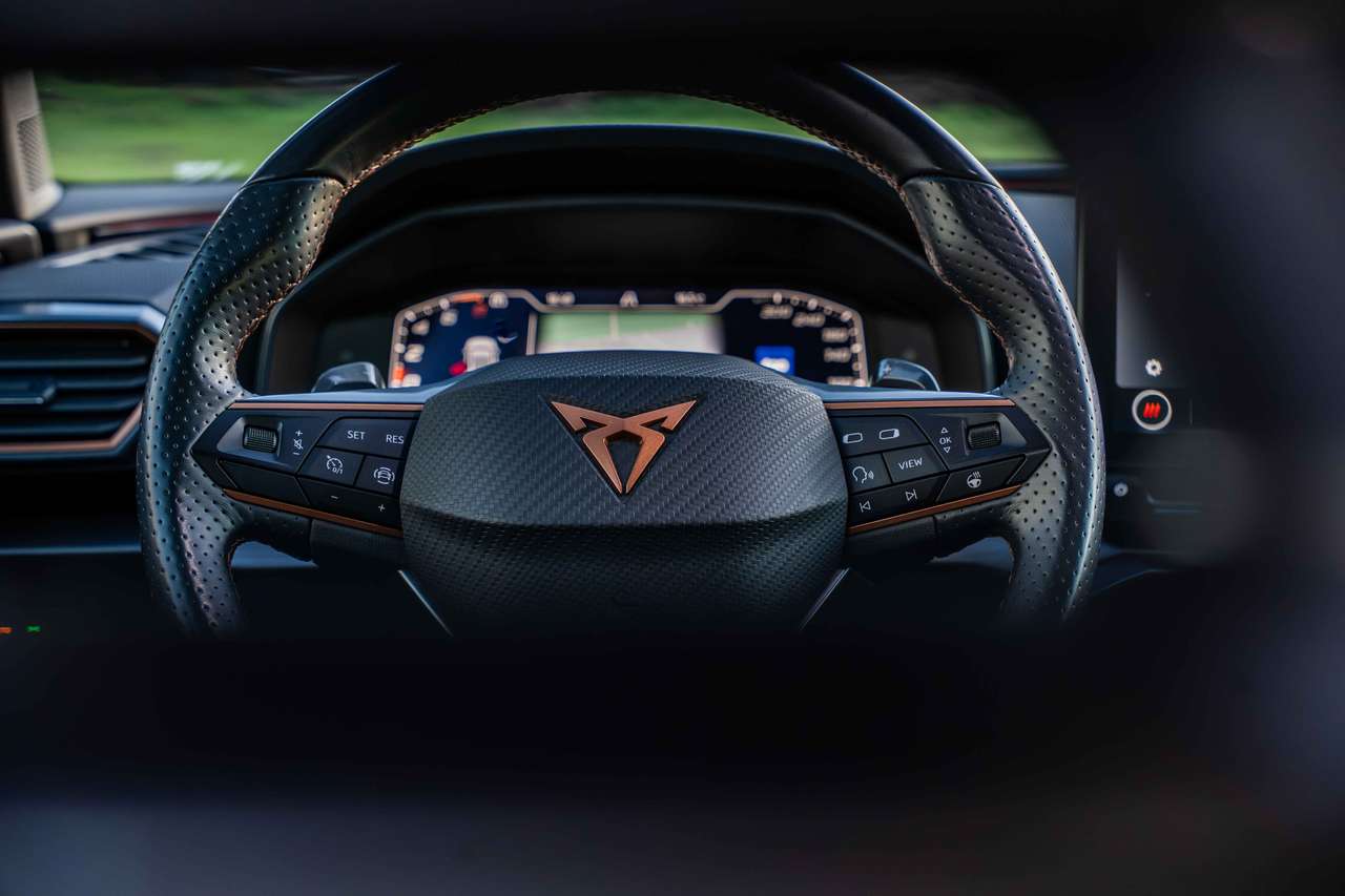 CUPRA Leon (2024) — foto 22