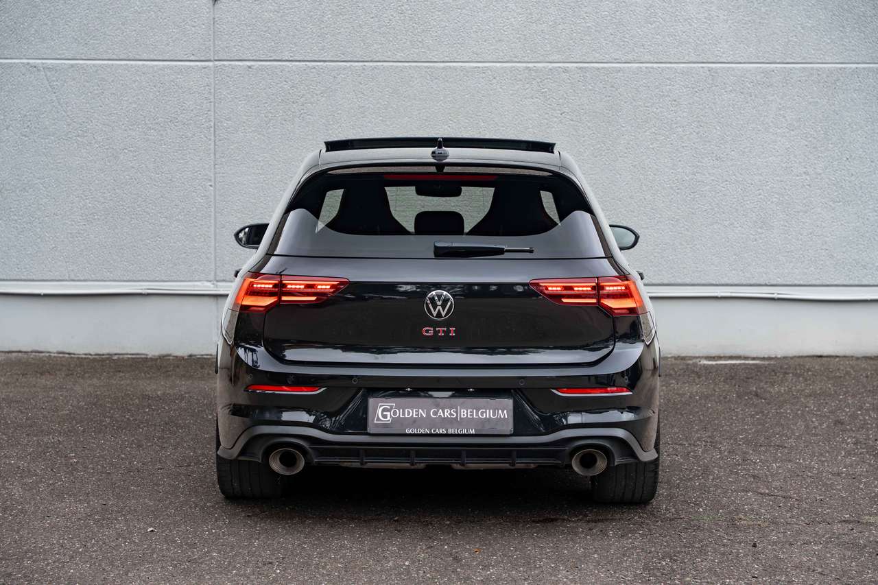 Volkswagen Golf GTI Clubsport PANO/AKRA/IQLIGHTS/19"/ACC/CAMERA/CARPLAY — foto 7 van 25
