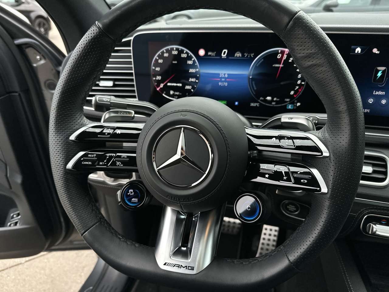 Mercedes-Benz GLE 53 AMG HYBR COUPE 4M/AMG PREM/29gr Co2/22"/TREKH/NIGHTPAK — foto 12 van 23