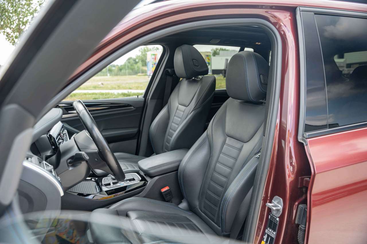 BMW iX3 (2023) — foto 21