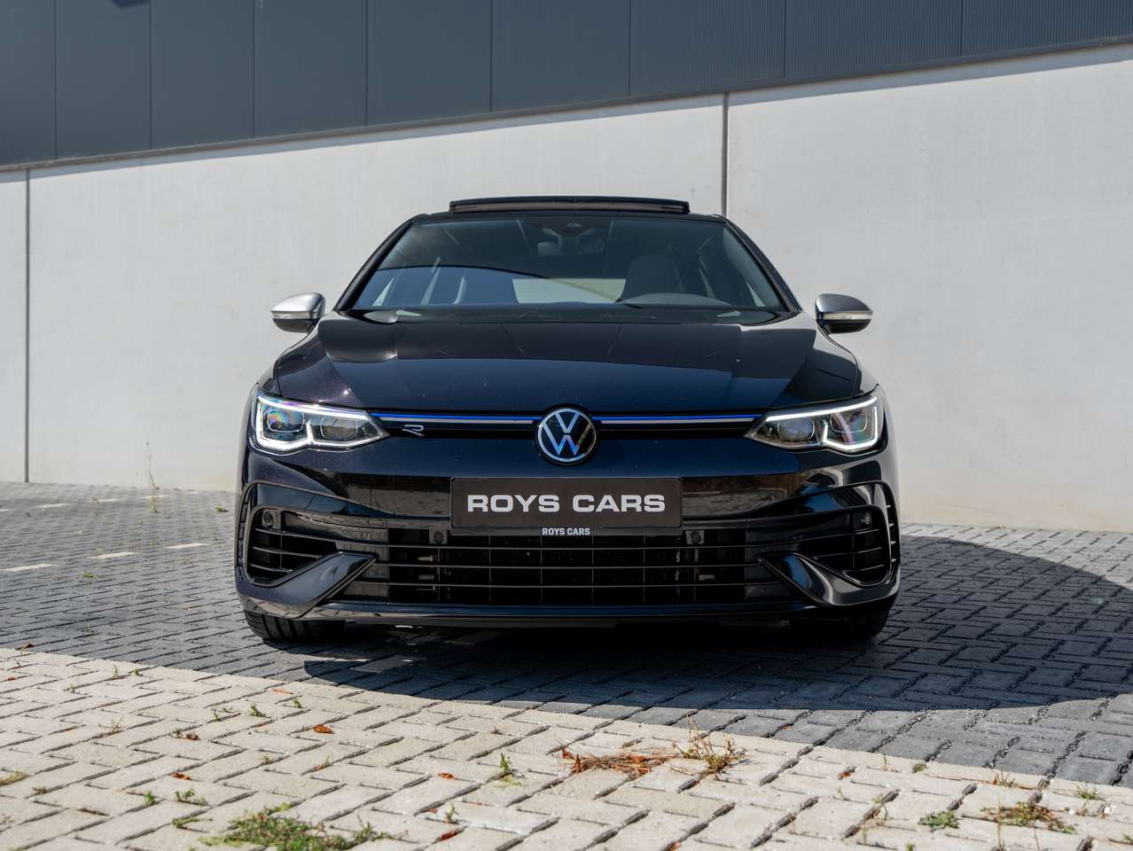 Volkswagen Golf R Golf 8 R - PANO/PERFORMANCE PACK/IQ-LIGHT/BLACKSTYLE/ZETELVERWARMING/DRIFT MODUS — foto 2 van 25