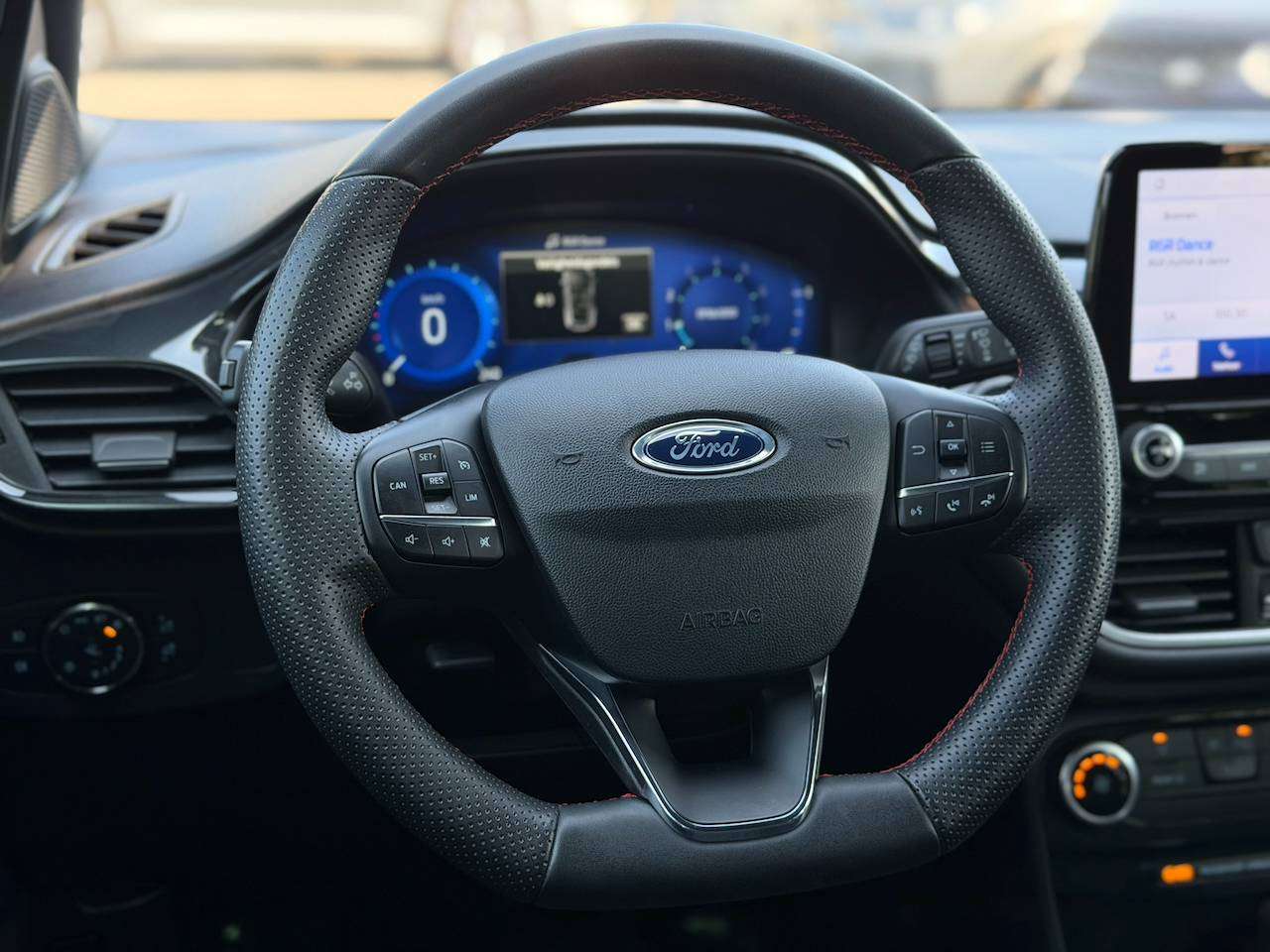Ford Puma EcoBoost ST-LINE LED APPLE CARPLAY — foto 8 van 17
