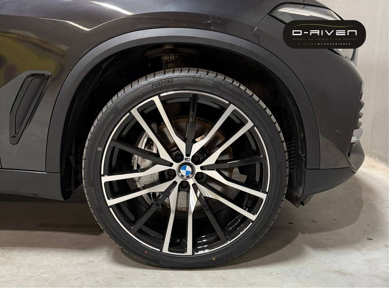 BMW X5 X5 PHEV 3.0A xDrive45e *PANO*TREKHAAK*DRIVE ASSIST* — foto 21 van 25