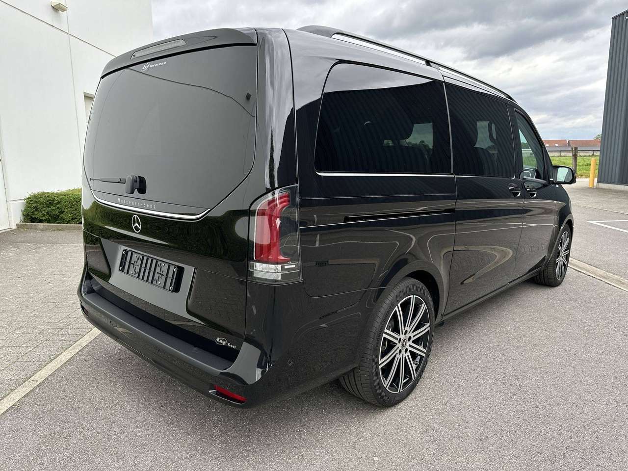 Mercedes-Benz V 300 D L2 Leder interieur Distronic Trekhaak — foto 7 van 7