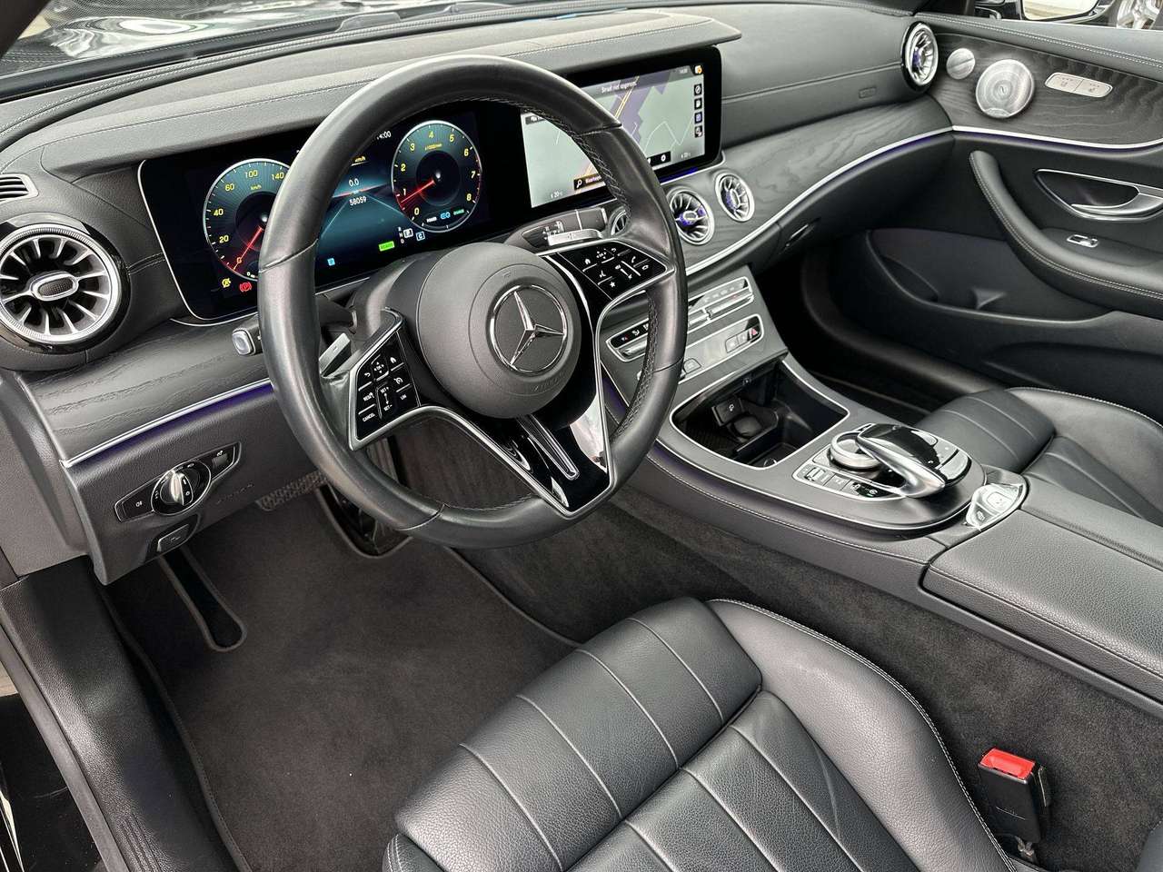 Mercedes-Benz E 200 Cabriolet E 200 (EU6d-TEMP) Leder smartphone integratie sfeerverlichting — foto 9 van 17