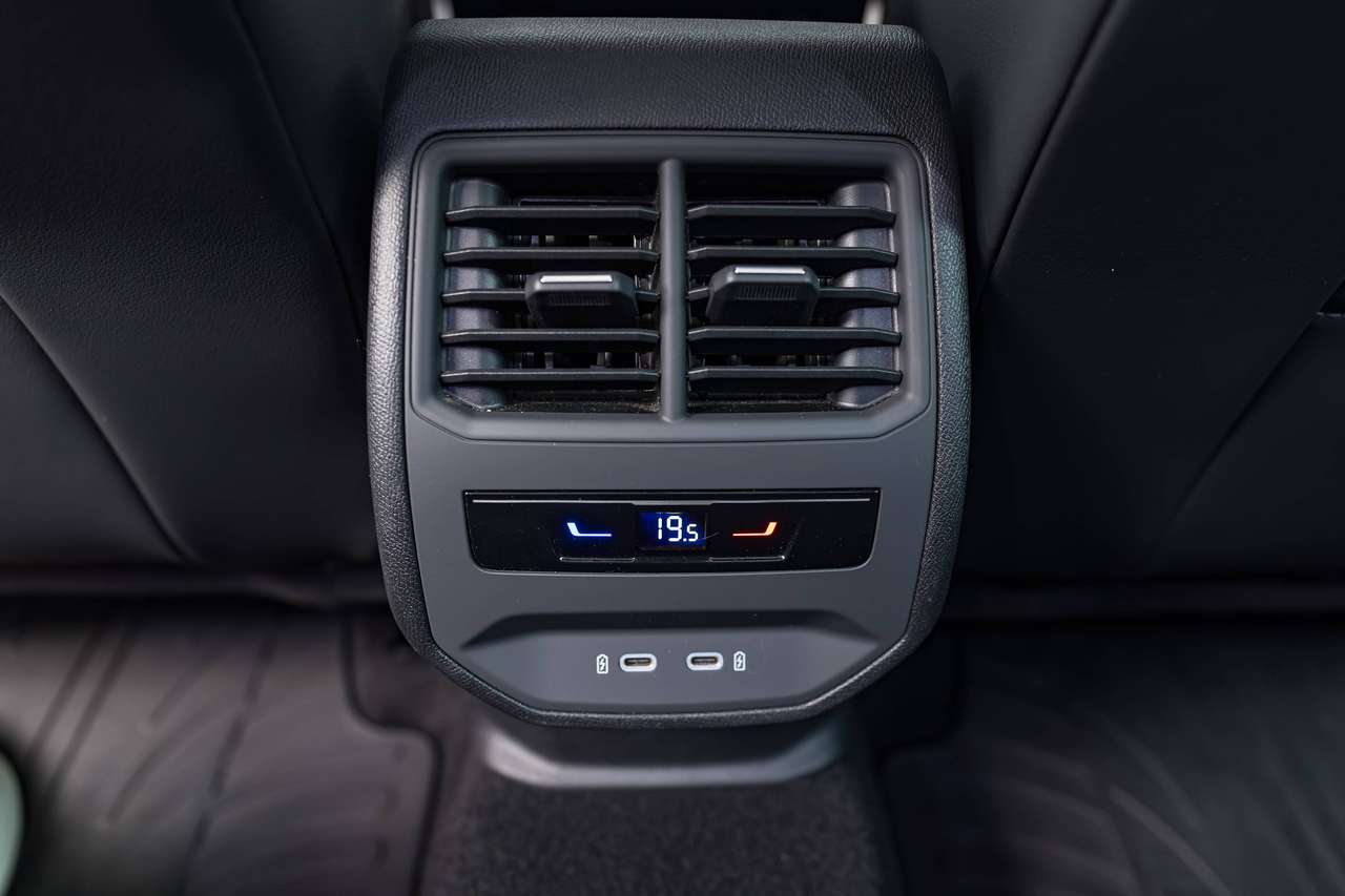 CUPRA Leon ST 2.0 TSI 4Drive DSG|PANO|boseSFEERVERL.|CAMERA|KEYLESS|ACC|LA|GARANTIE| — foto 16 van 25