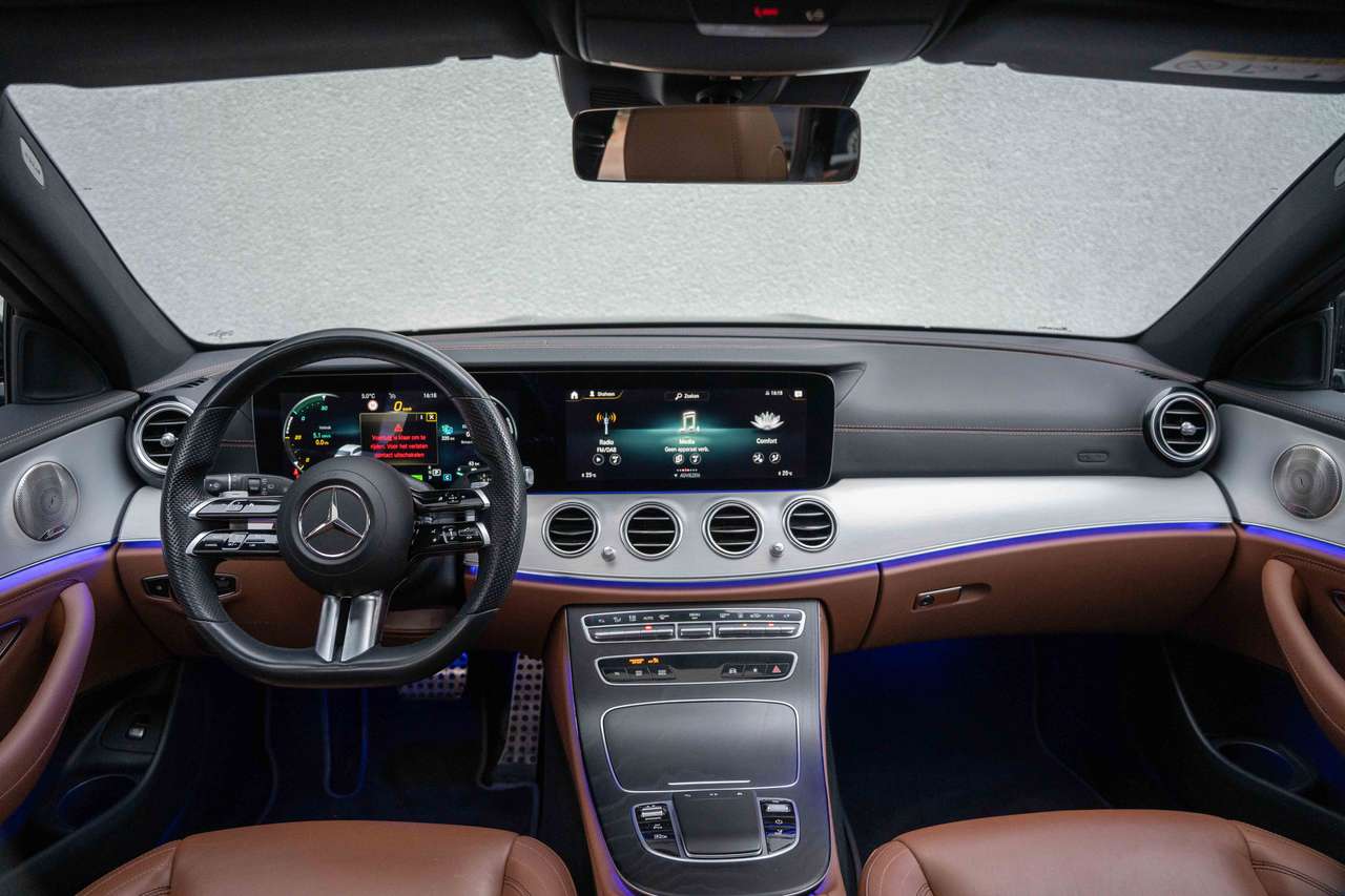 Mercedes-Benz E 300 de T AMG/PANO/MULTIBEAM/HUD/BURMESTER/NAPPA/360° — foto 10 van 25