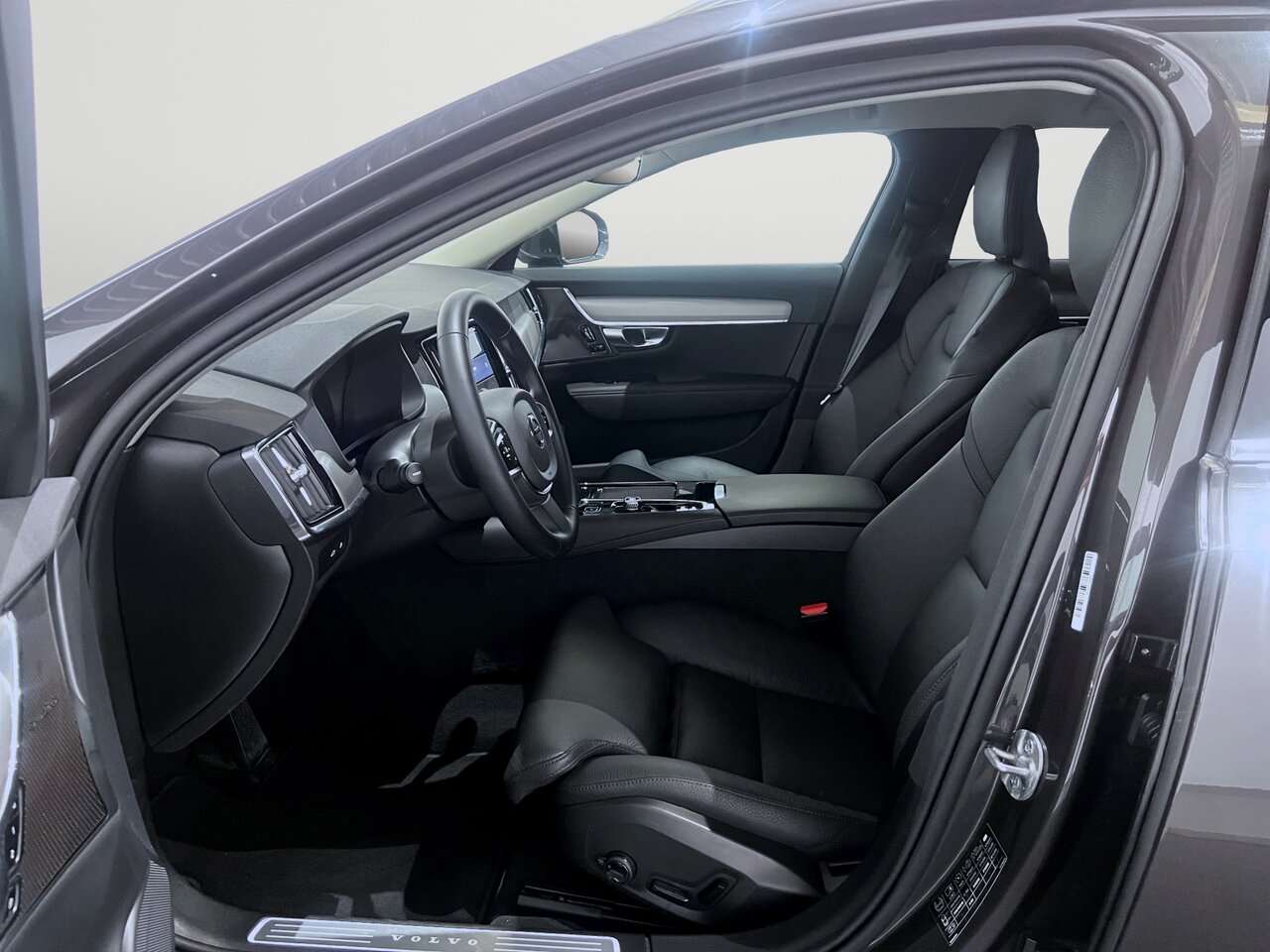 Volvo V90 T6 AWD Core Bright Harmann Kardon Trekhaak — foto 17 van 19
