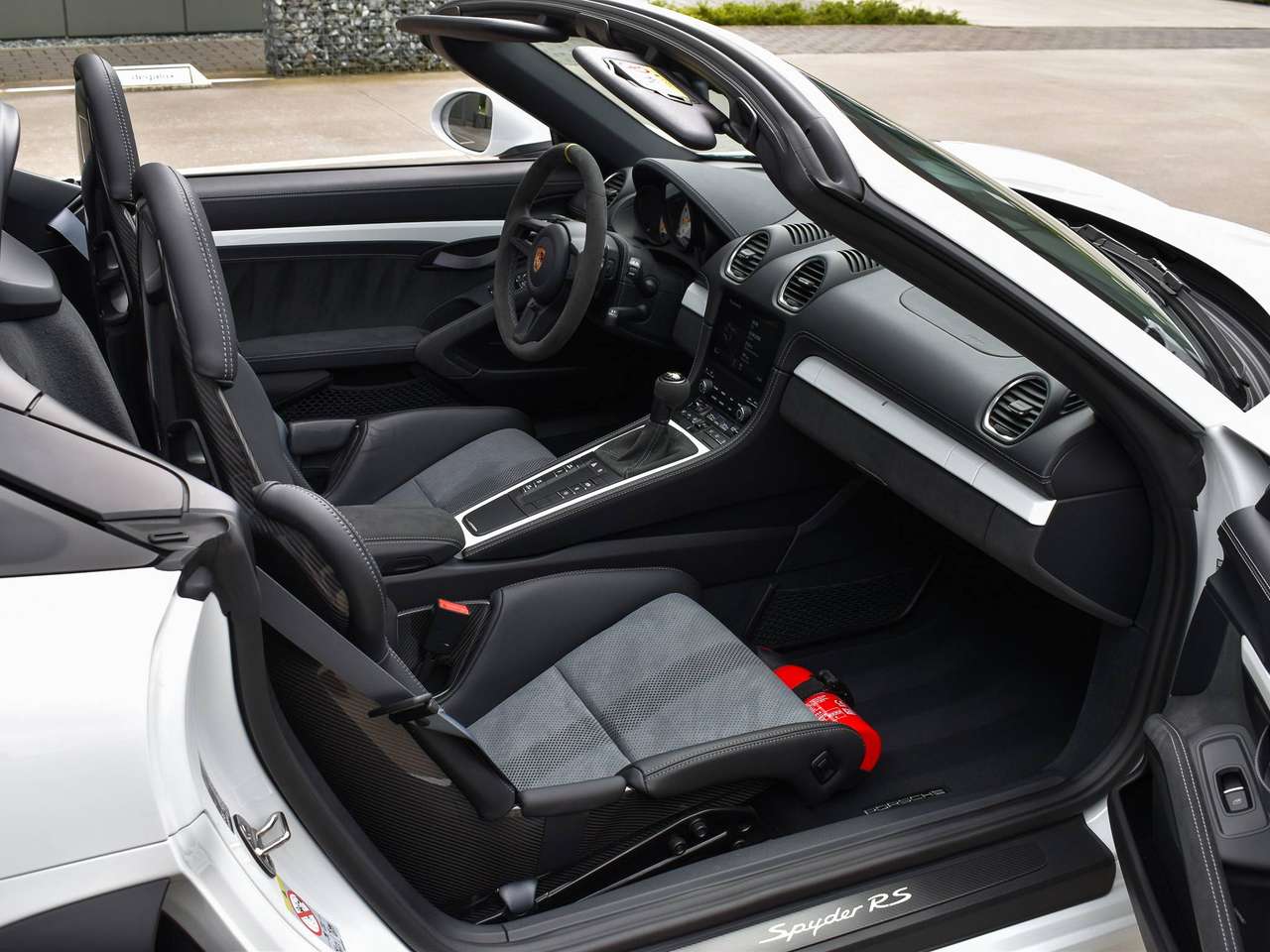 Porsche Boxster 718 Spyder RS / 4.0 PDK / Pure White / 1st Owner — foto 20 van 25