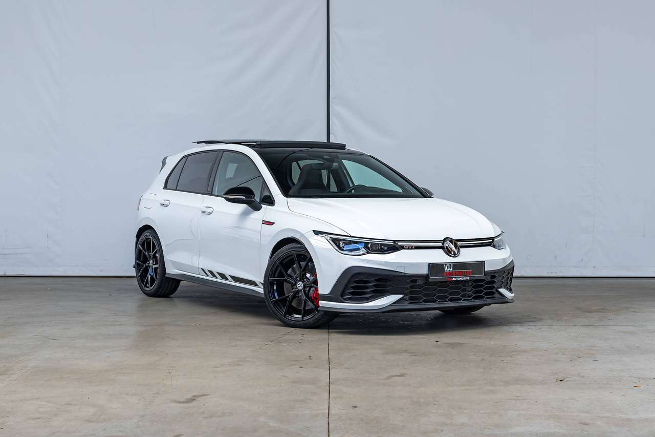 Volkswagen Golf GTI CLUBSPORT|AKRAPOVIC|PANO|HEAD-UP|HARMAN-KARDON|IQLIGHTS|ALCANTARA|HEATEDSEATS|KEYLESS|ACC|LA|GARANTIE| — foto 5 van 25