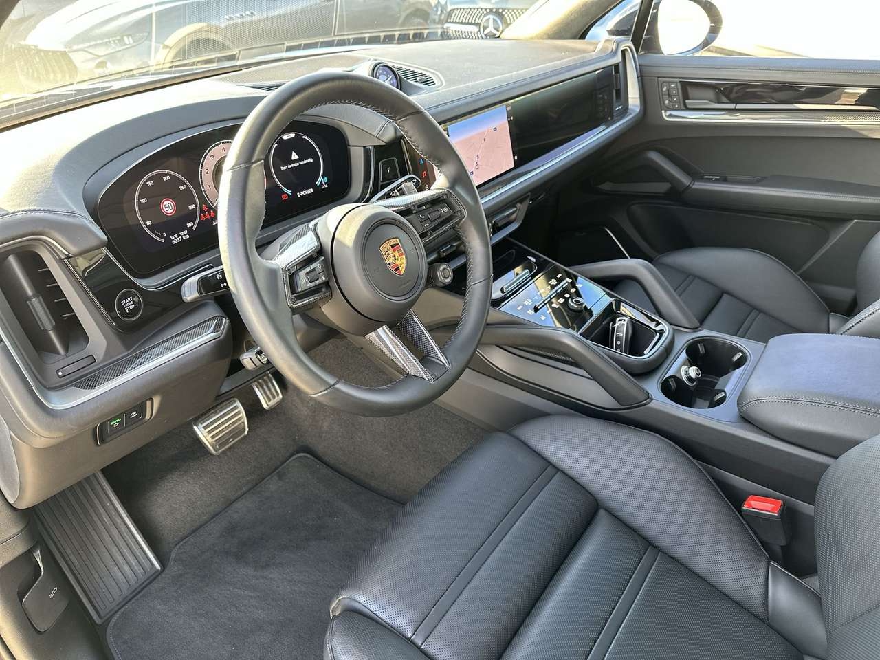 Porsche Cayenne Turbo E-Hybrid 42gr Co2 22" SportDesignPack Pano — foto 19 van 19
