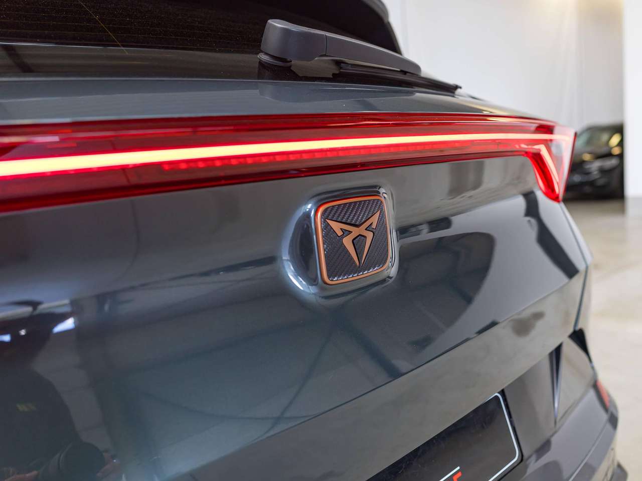 CUPRA Formentor GARANTIE|PHEV|PANO|SFEERVERL.|ZETELVERW.|KEYLESS|ACC|LA|CAMERA| — foto 10 van 25
