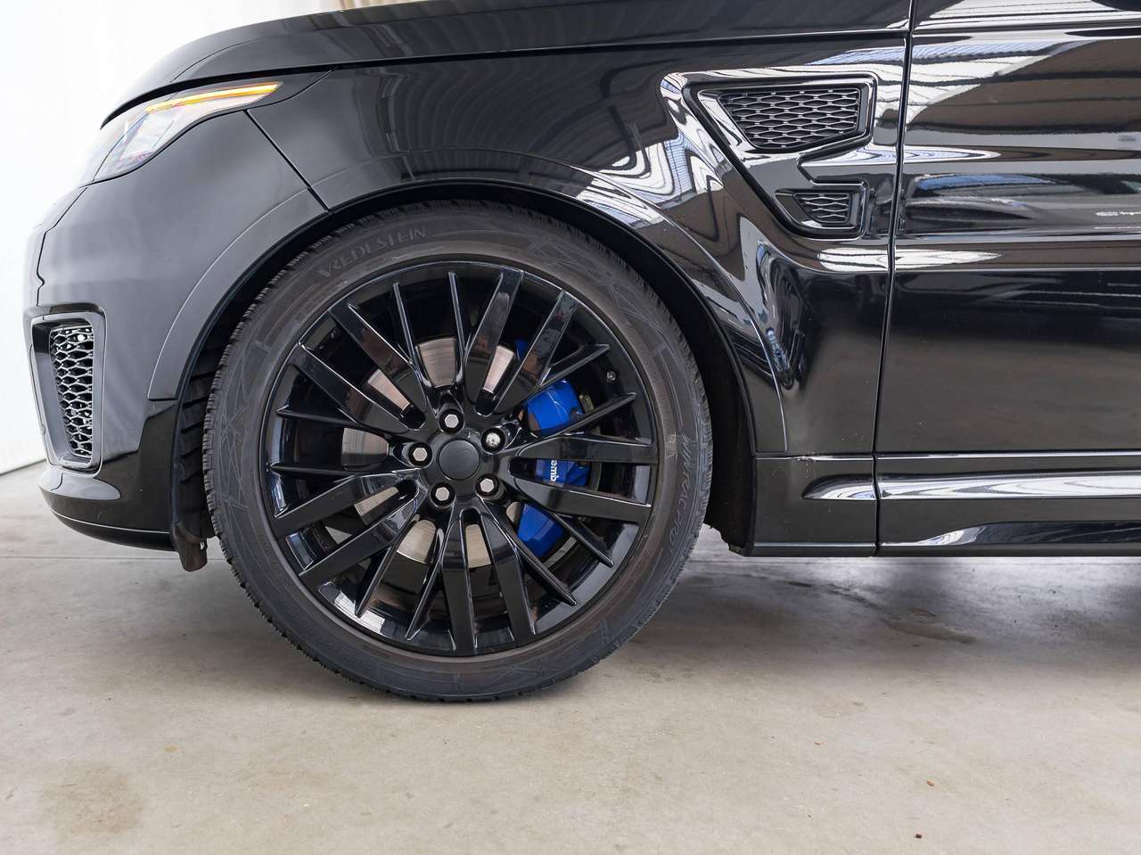 Land Rover Range Rover Sport 5.0i V8 SVR|PANO|HEAD-UP|HEATED-SEATS(v/a)|KEYLESS|AMBIENTLIGHT|ACC|LA| — foto 12 van 25